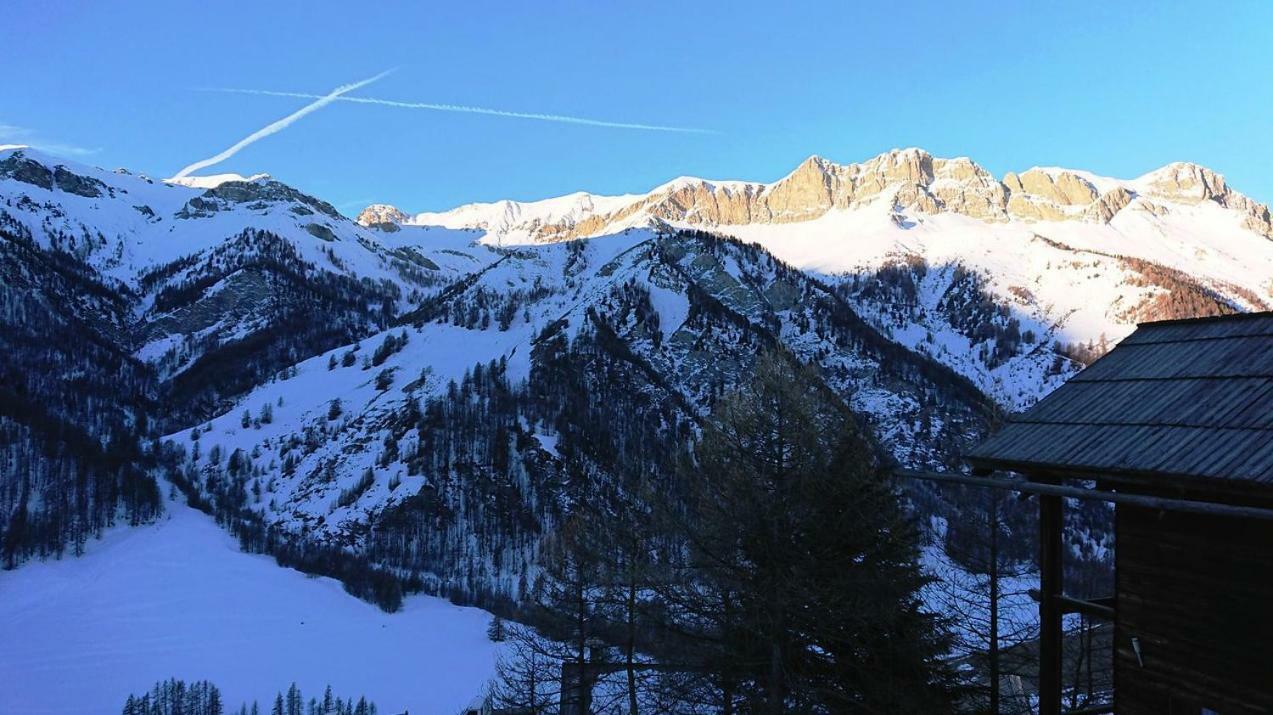 ホテル Le Grand Tetras Saint-Vérand エクステリア 写真